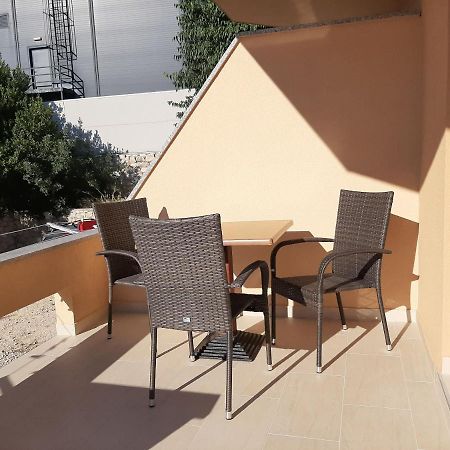 Apartments Edo Novalja Bagian luar foto