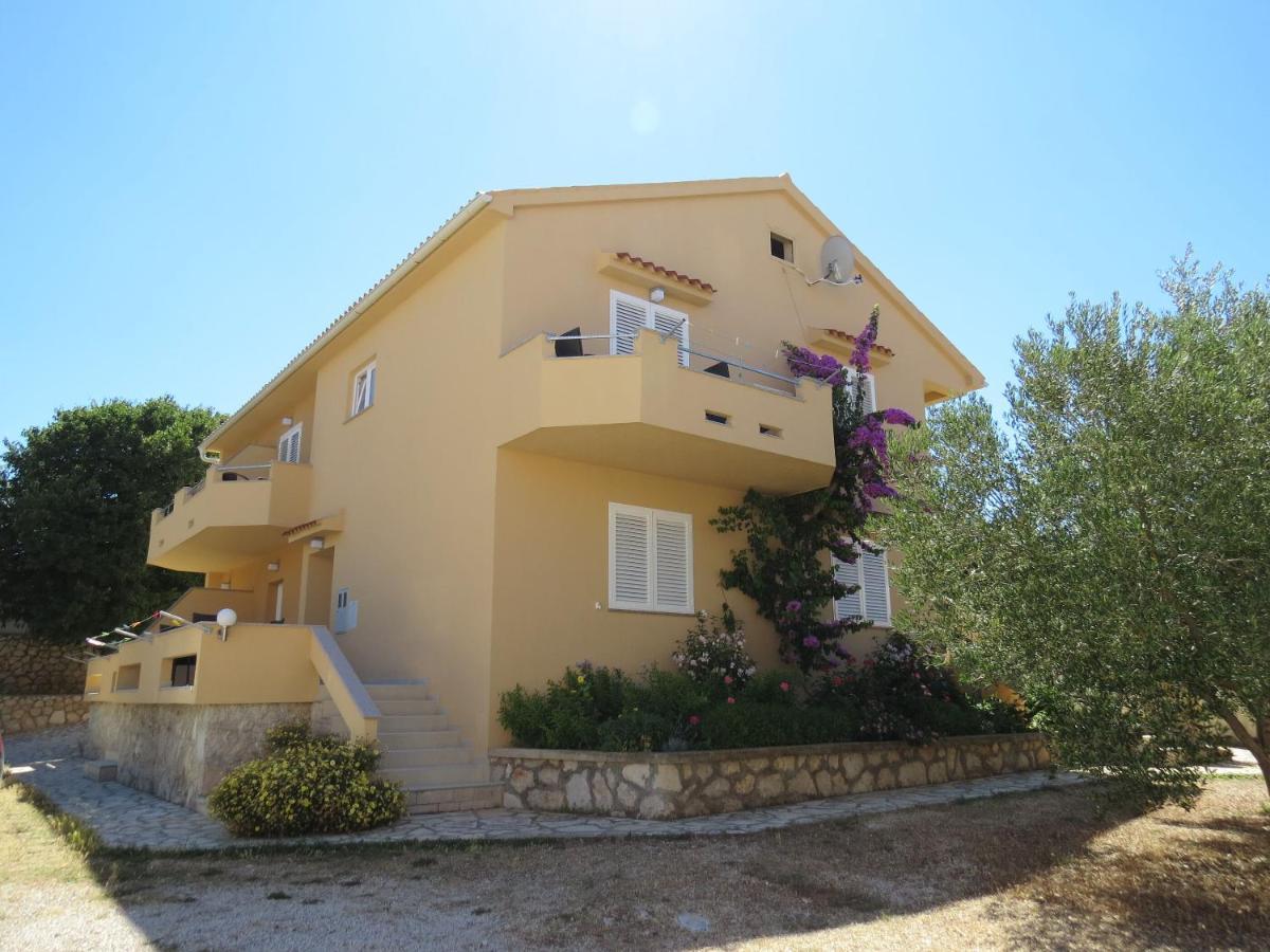 Apartments Edo Novalja Bagian luar foto