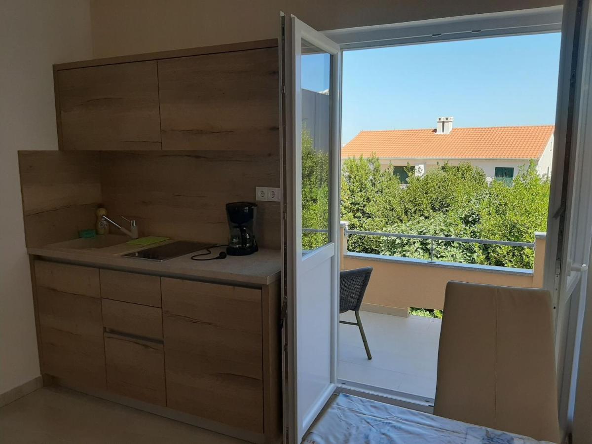 Apartments Edo Novalja Bagian luar foto